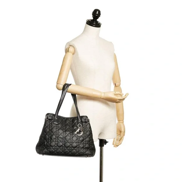 Authentic CHRISTIAN DIOR Cannage Panarea Tote Bag Black - Picture 4 of 13